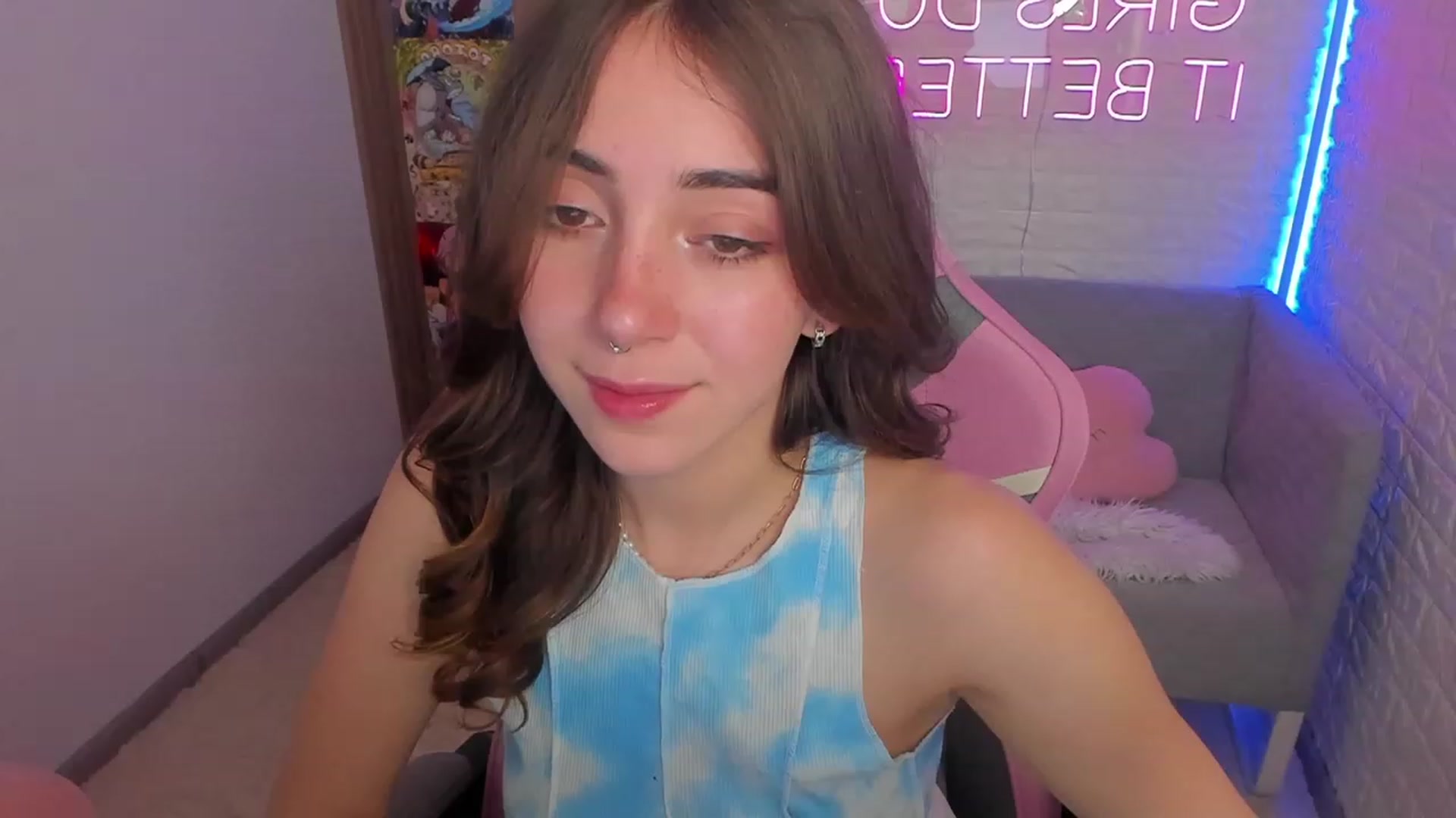 Gallery image thumbnail from ElsaYoung's myfreecams stream on, 01/29/2023, 13:47 image 6 of 20