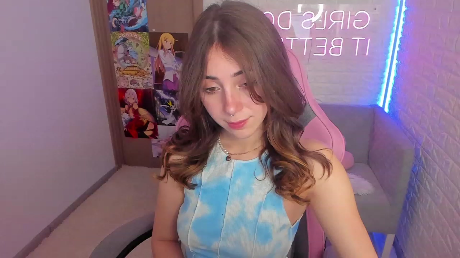 Gallery image thumbnail from ElsaYoung's myfreecams stream on, 01/29/2023, 13:47 image 19 of 20
