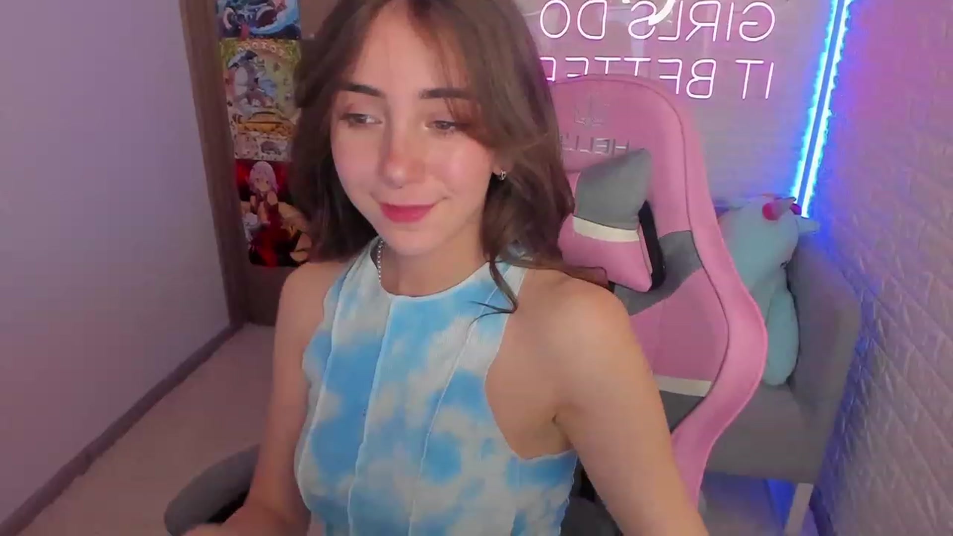Gallery image thumbnail from ElsaYoung's myfreecams stream on, 01/29/2023, 14:50 image 12 of 20
