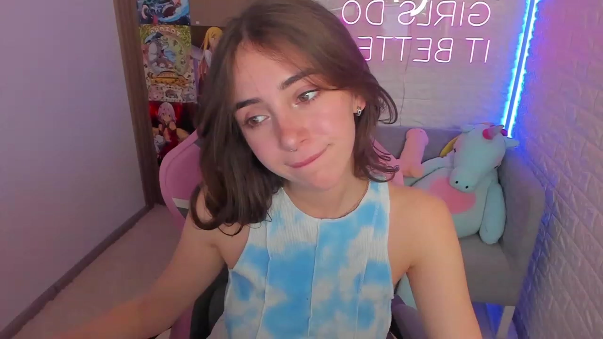 Gallery image thumbnail from ElsaYoung's myfreecams stream on, 01/29/2023, 14:50 image 13 of 20