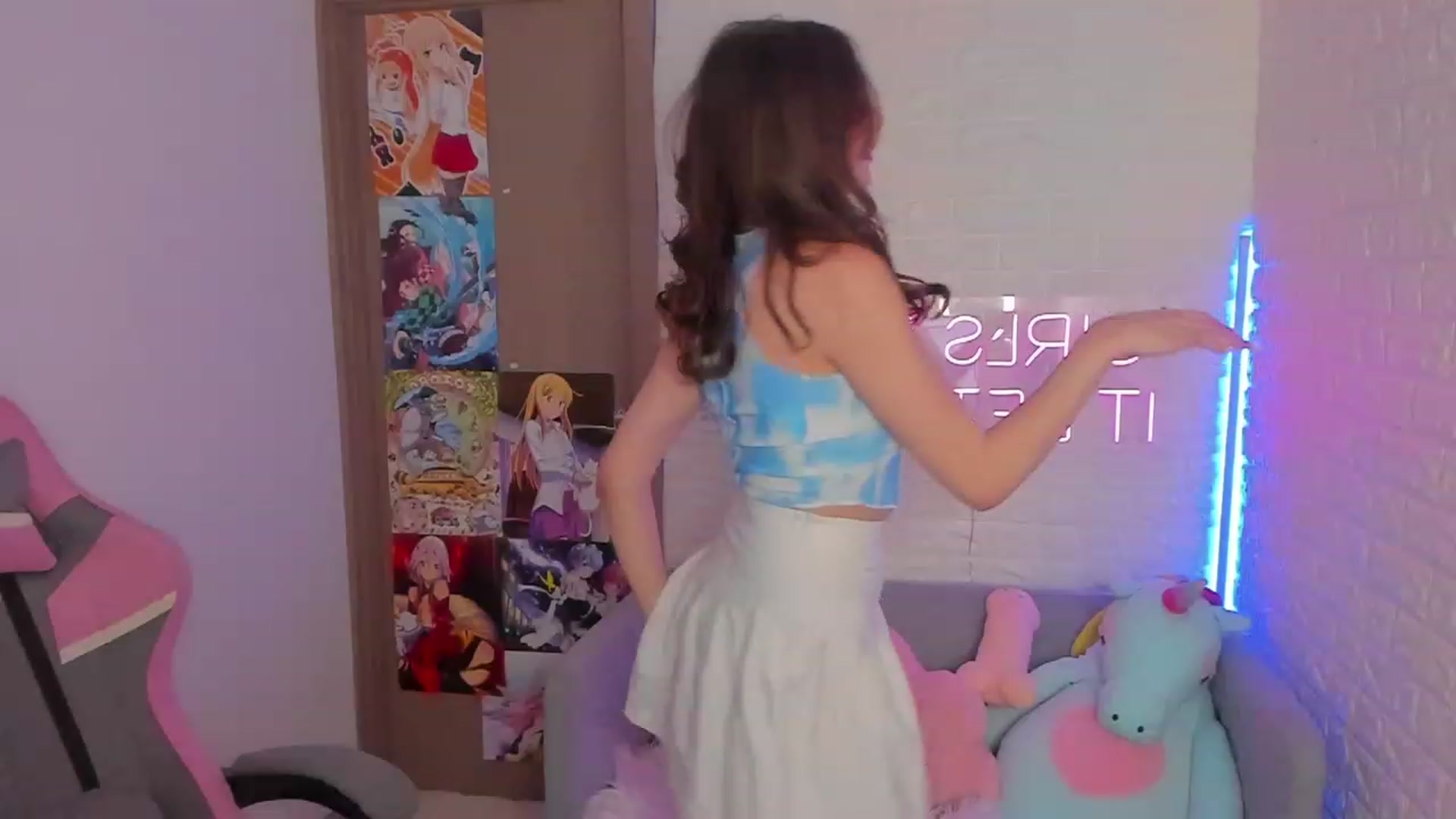 Gallery image thumbnail from ElsaYoung's myfreecams stream on, 01/29/2023, 14:50 image 17 of 20