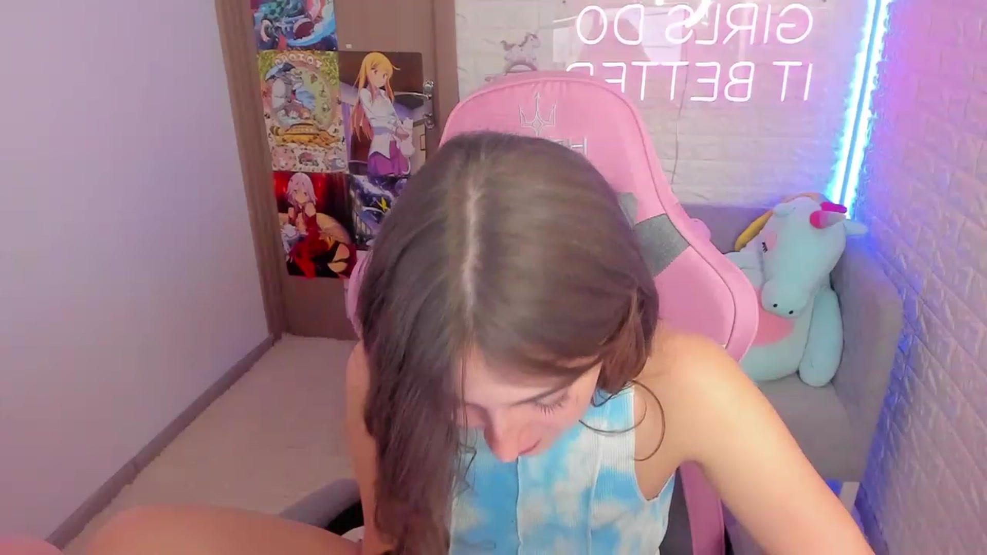 Gallery image thumbnail from ElsaYoung's myfreecams stream on, 01/29/2023, 15:34 image 14 of 20