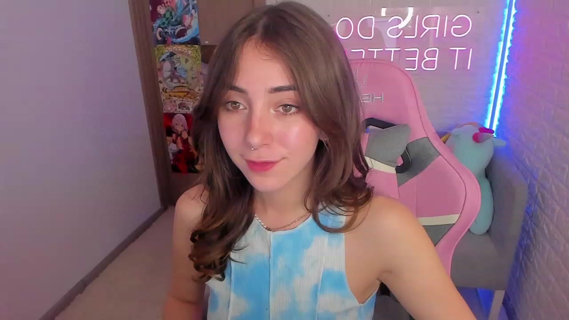 Gallery image thumbnail from ElsaYoung's myfreecams stream on, 01/29/2023, 15:34 image 1 of 20