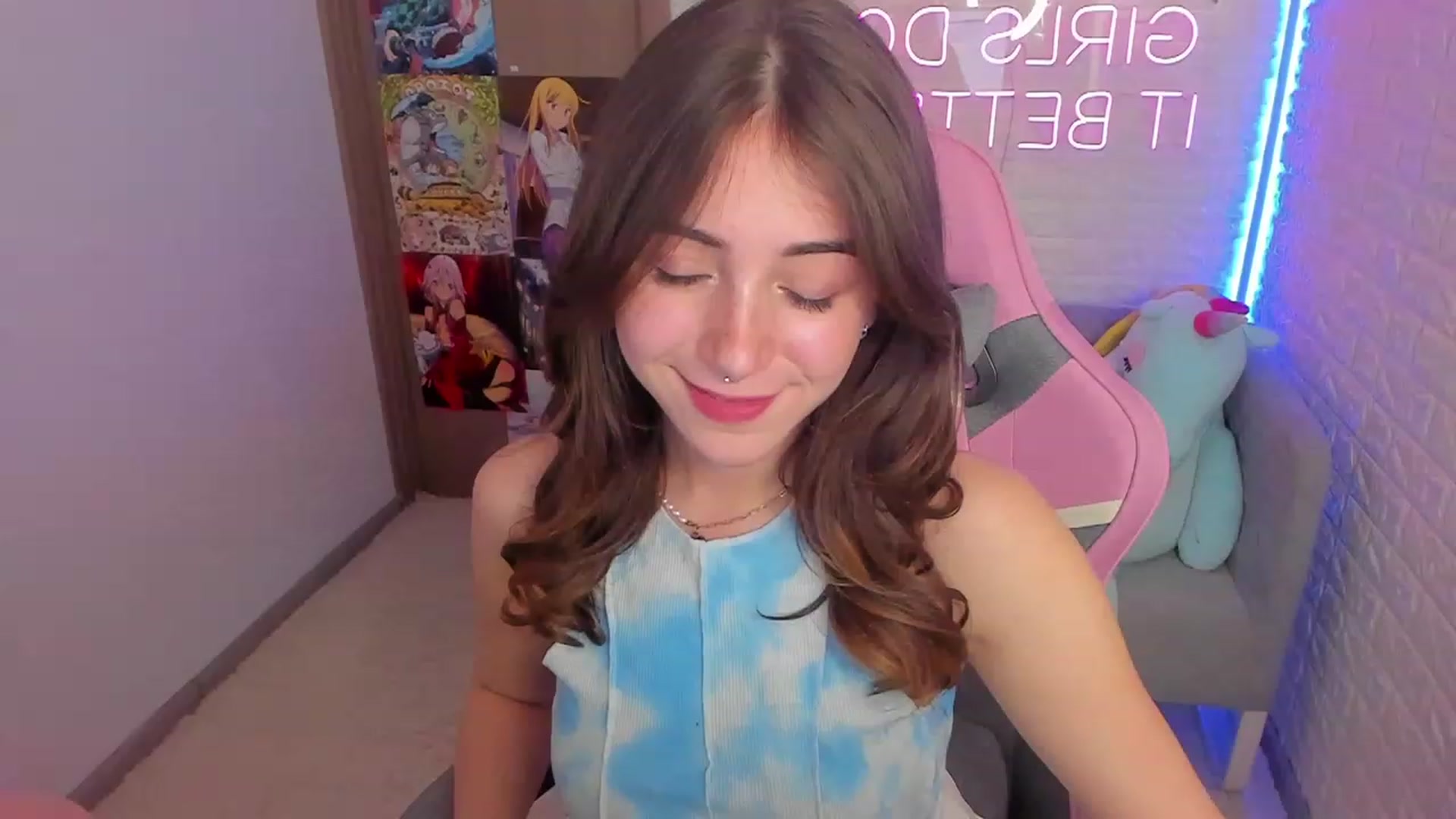 Gallery image thumbnail from ElsaYoung's myfreecams stream on, 01/29/2023, 15:34 image 2 of 20