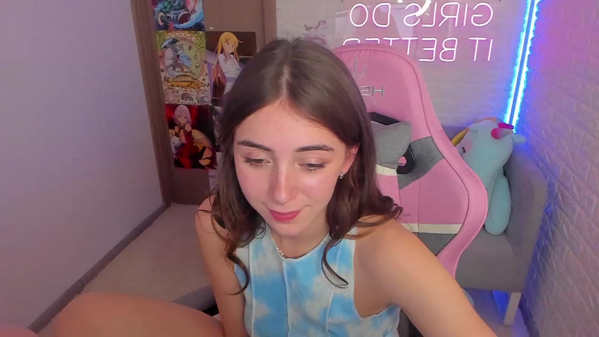 Gallery image thumbnail from ElsaYoung's myfreecams stream on, 01/29/2023, 15:53 image 3 of 20