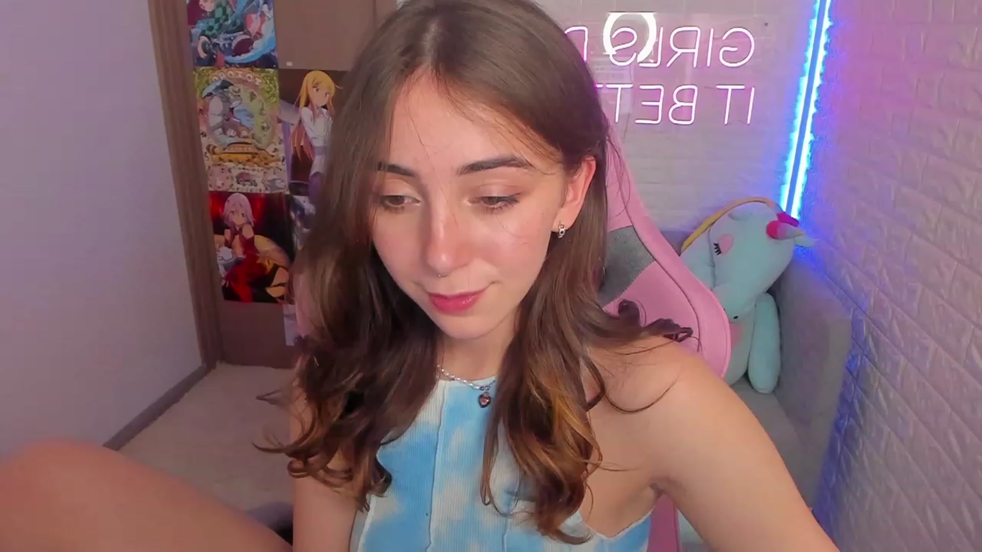 Gallery image thumbnail from ElsaYoung's myfreecams stream on, 01/29/2023, 15:53 image 17 of 20