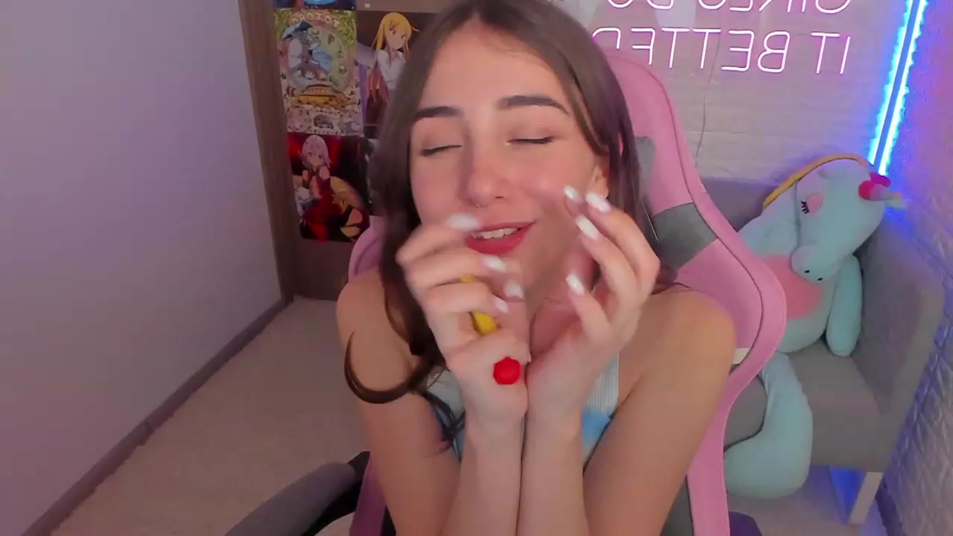 Gallery image thumbnail from ElsaYoung's myfreecams stream on, 01/29/2023, 19:32 image 9 of 20