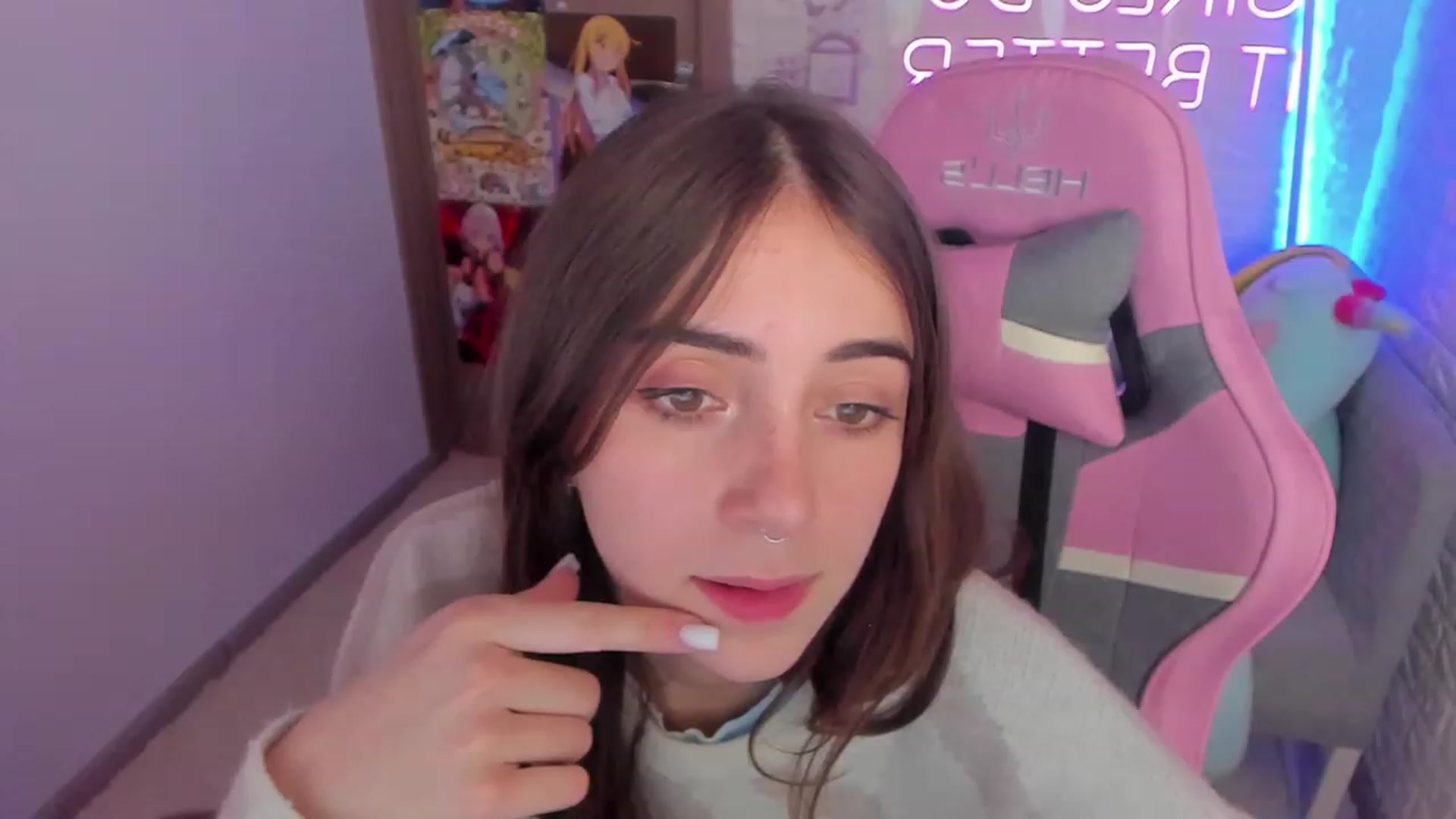Gallery image thumbnail from ElsaYoung's myfreecams stream on, 01/29/2023, 19:32 image 18 of 20