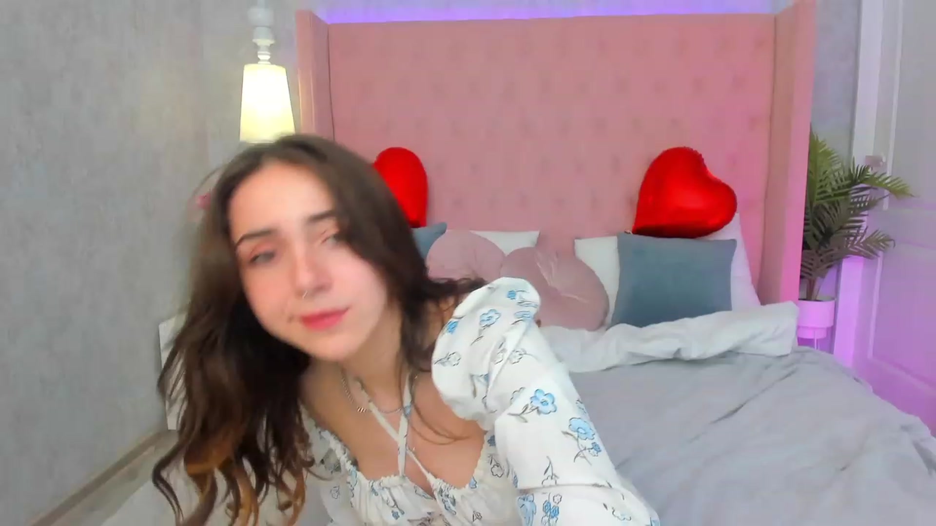 Gallery image thumbnail from ElsaYoung's myfreecams stream on, 02/14/2023, 16:50 image 20 of 20
