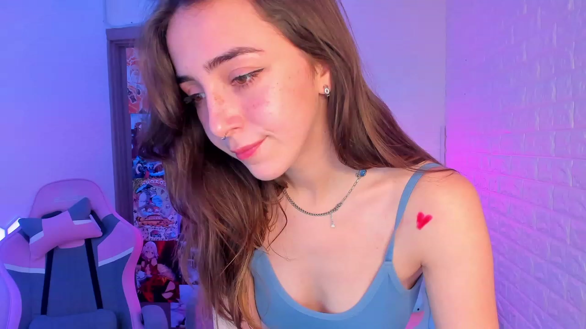 Gallery image thumbnail from ElsaYoung's myfreecams stream on, 02/15/2023, 15:23 image 9 of 20