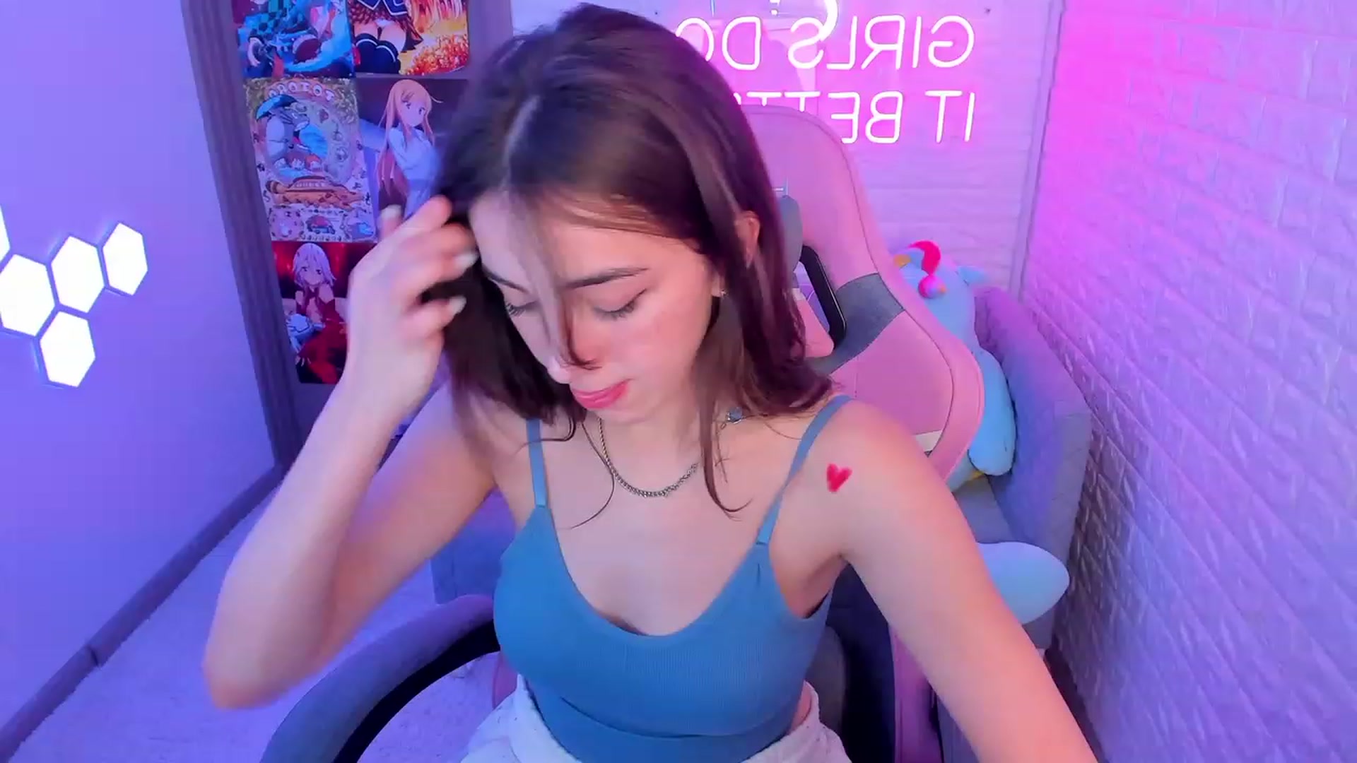 Gallery image thumbnail from ElsaYoung's myfreecams stream on, 02/15/2023, 15:23 image 20 of 20
