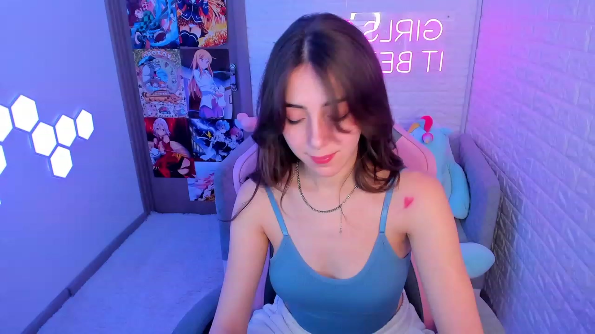 Gallery image thumbnail from ElsaYoung's myfreecams stream on, 02/15/2023, 17:20 image 2 of 20