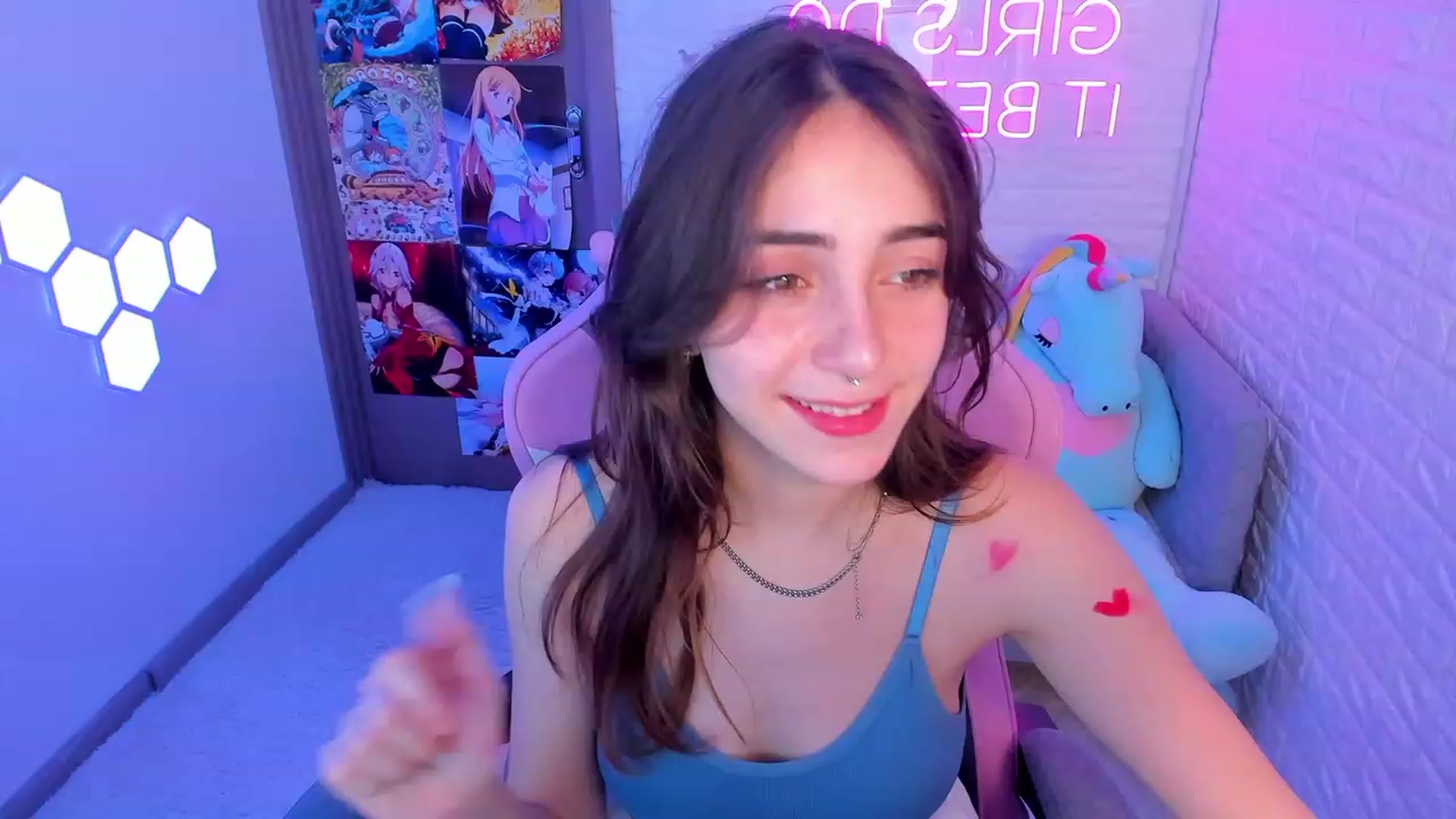 Gallery image thumbnail from ElsaYoung's myfreecams stream on, 02/15/2023, 19:35 image 18 of 20