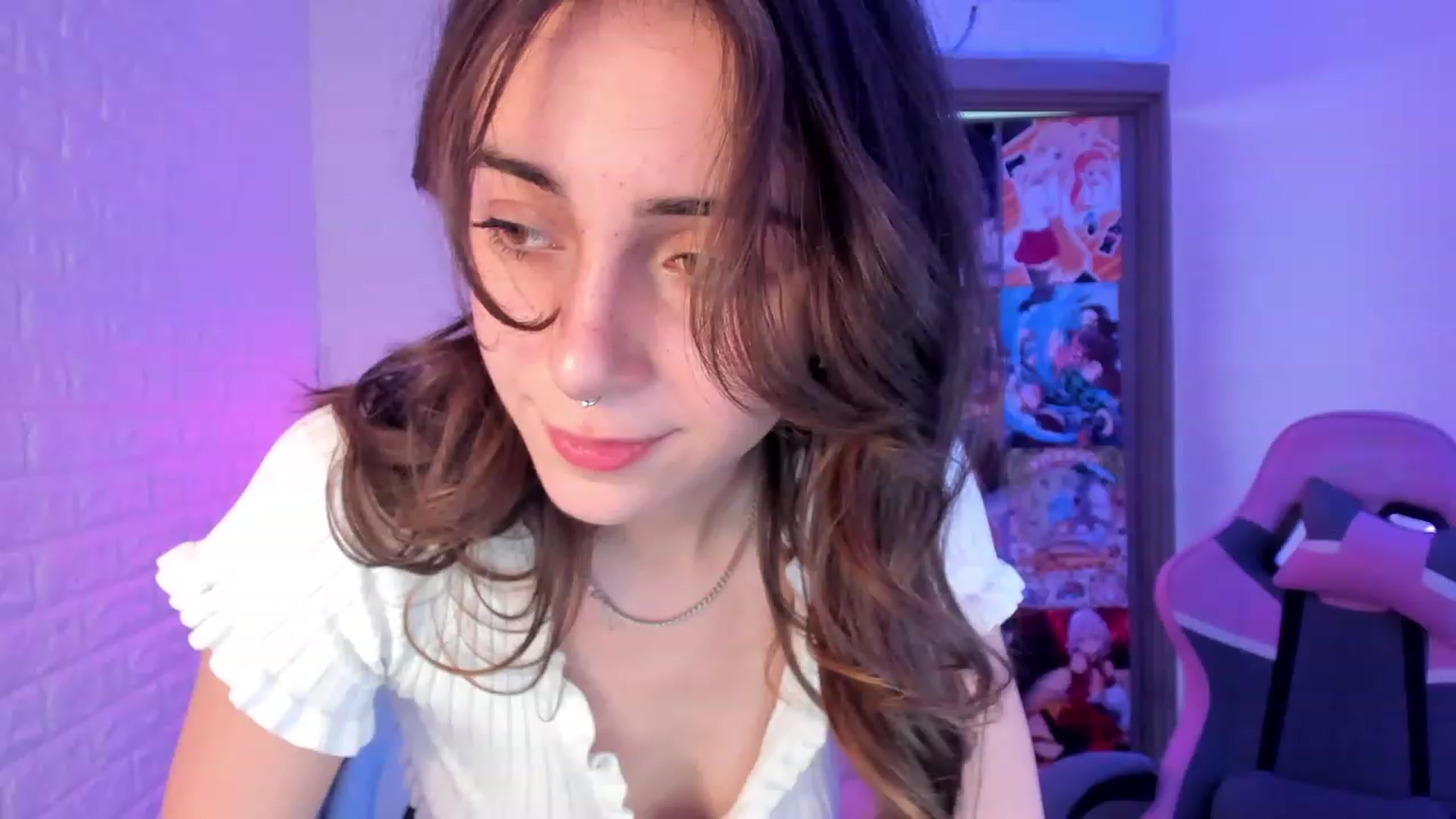 Gallery image thumbnail from ElsaYoung's myfreecams stream on, 02/18/2023, 15:39 image 13 of 20