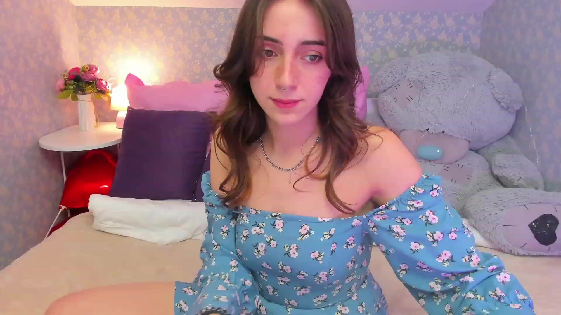 Gallery image thumbnail from ElsaYoung's myfreecams stream on, 02/24/2023, 13:01 image 11 of 20