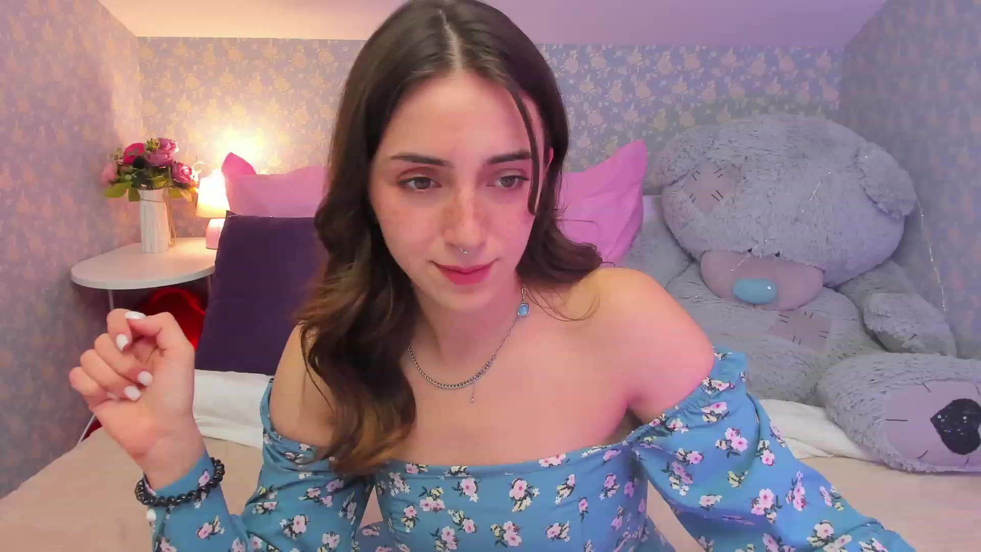 Gallery image thumbnail from ElsaYoung's myfreecams stream on, 02/24/2023, 13:01 image 20 of 20