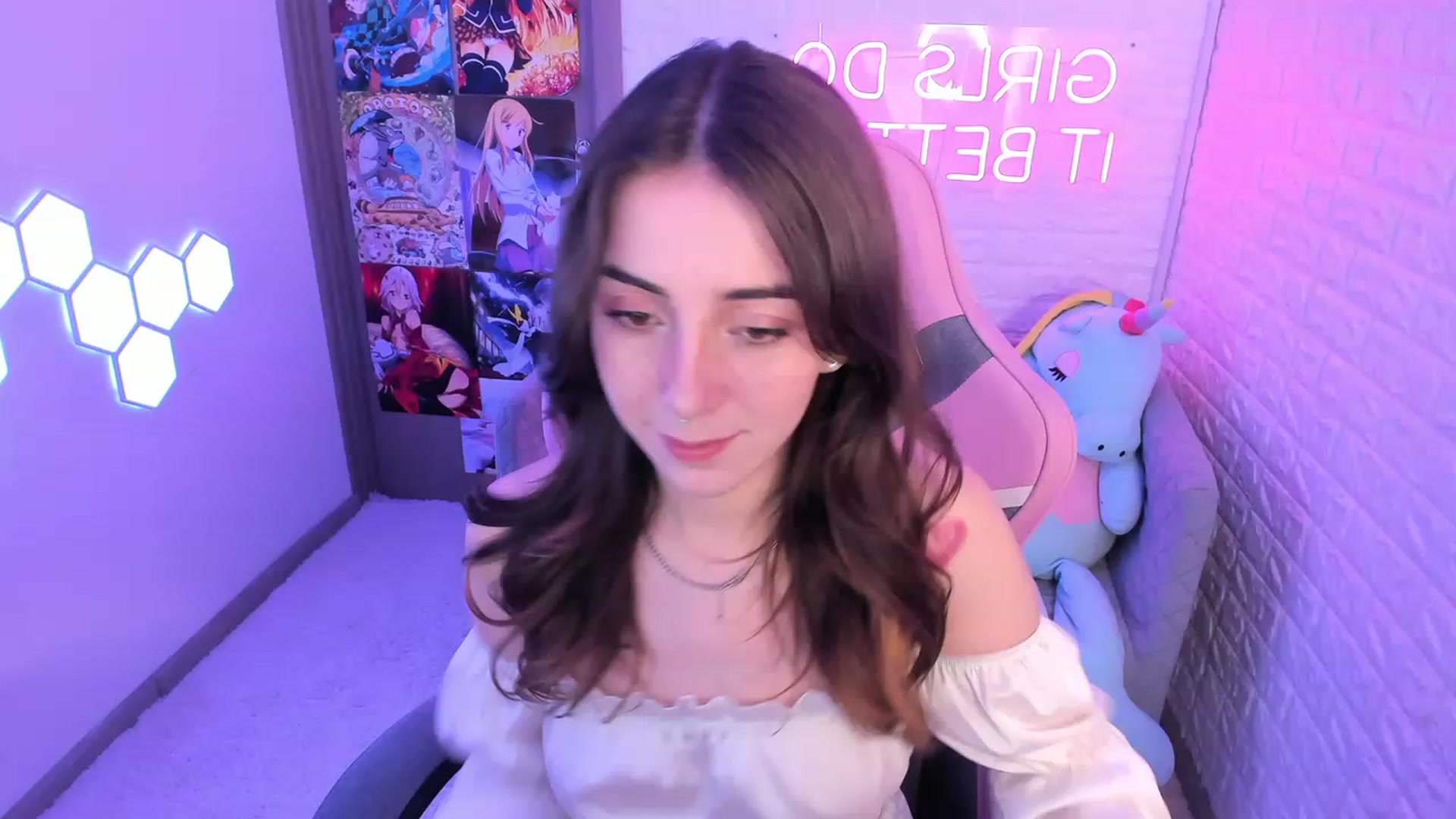 Gallery image thumbnail from ElsaYoung's myfreecams stream on, 03/01/2023, 19:30 image 4 of 20