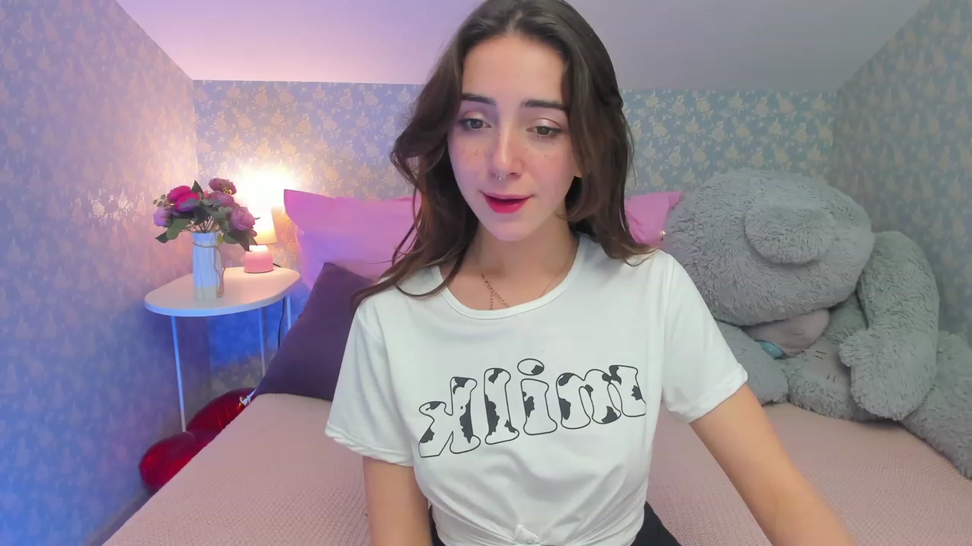 Gallery image thumbnail from ElsaYoung's myfreecams stream on, 03/03/2023, 15:56 image 19 of 20