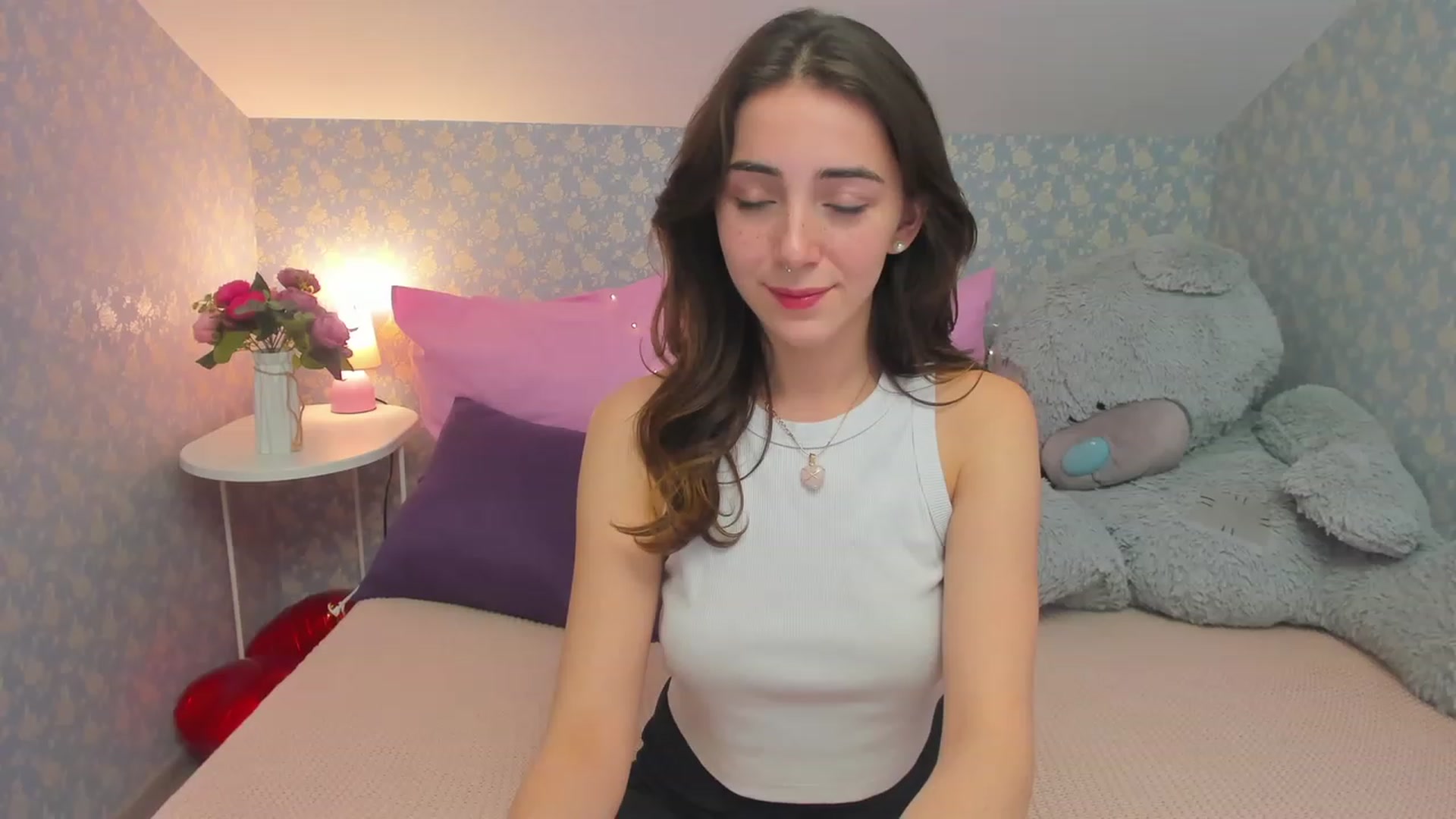 Gallery image thumbnail from ElsaYoung's myfreecams stream on, 03/03/2023, 17:25 image 1 of 20
