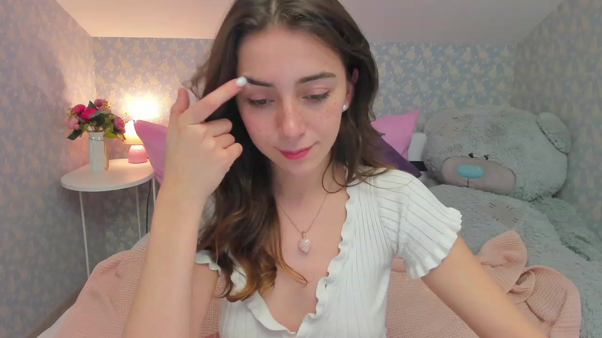 Gallery image thumbnail from ElsaYoung's myfreecams stream on, 03/07/2023, 12:24 image 19 of 20