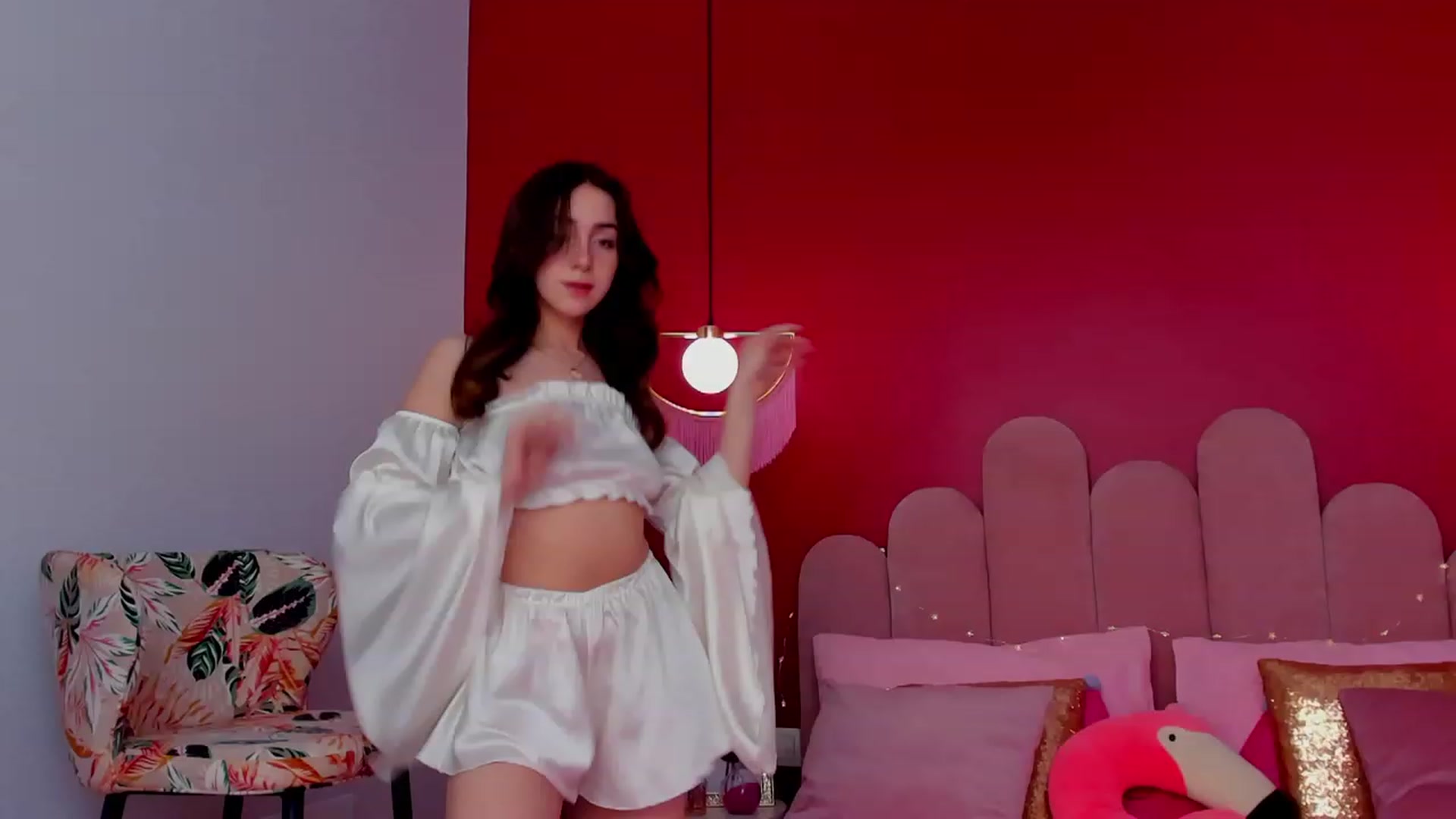 Gallery image thumbnail from ElsaYoung's myfreecams stream on, 03/12/2023, 08:01 image 1 of 20
