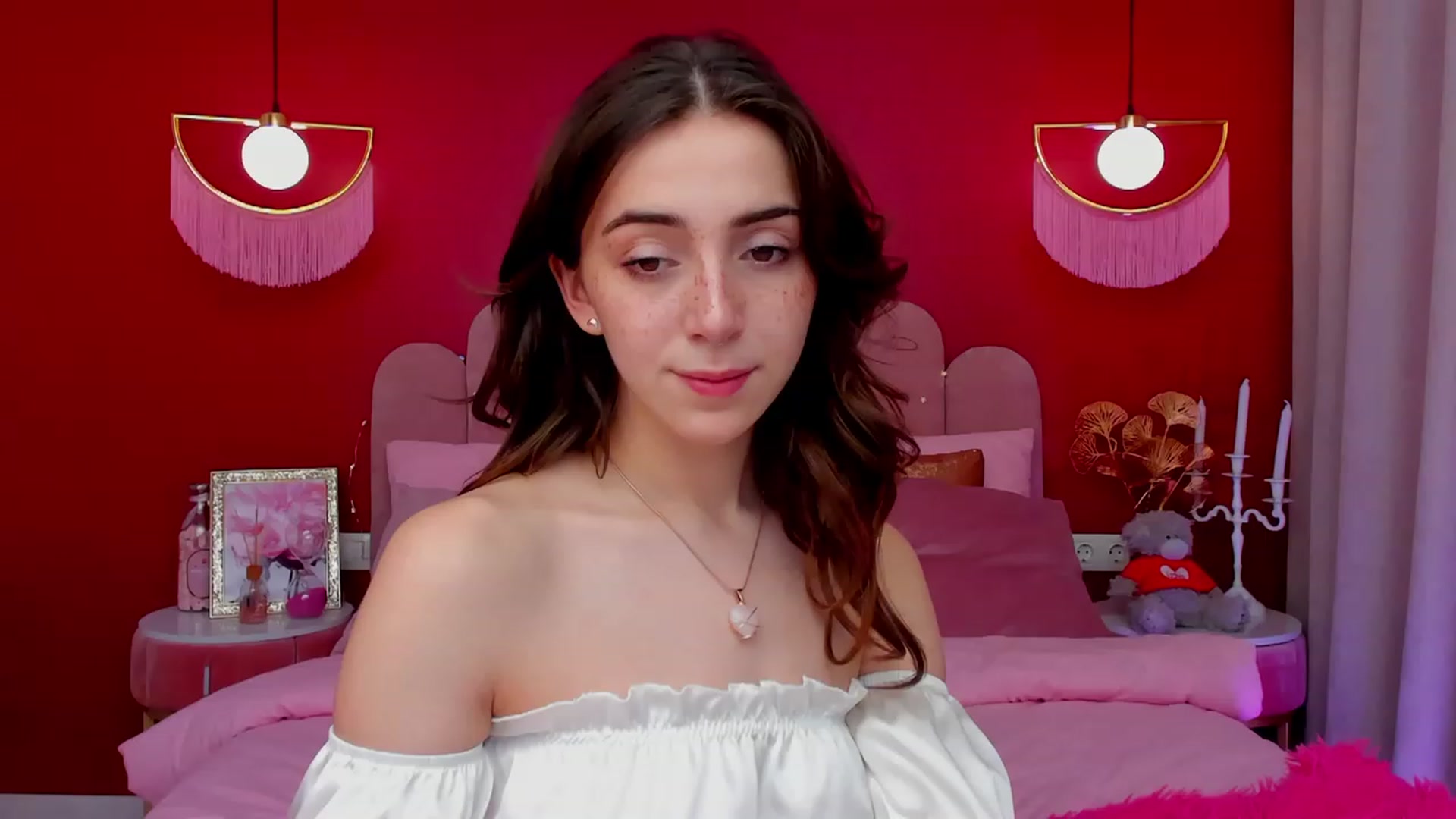Gallery image thumbnail from ElsaYoung's myfreecams stream on, 03/12/2023, 08:01 image 11 of 20