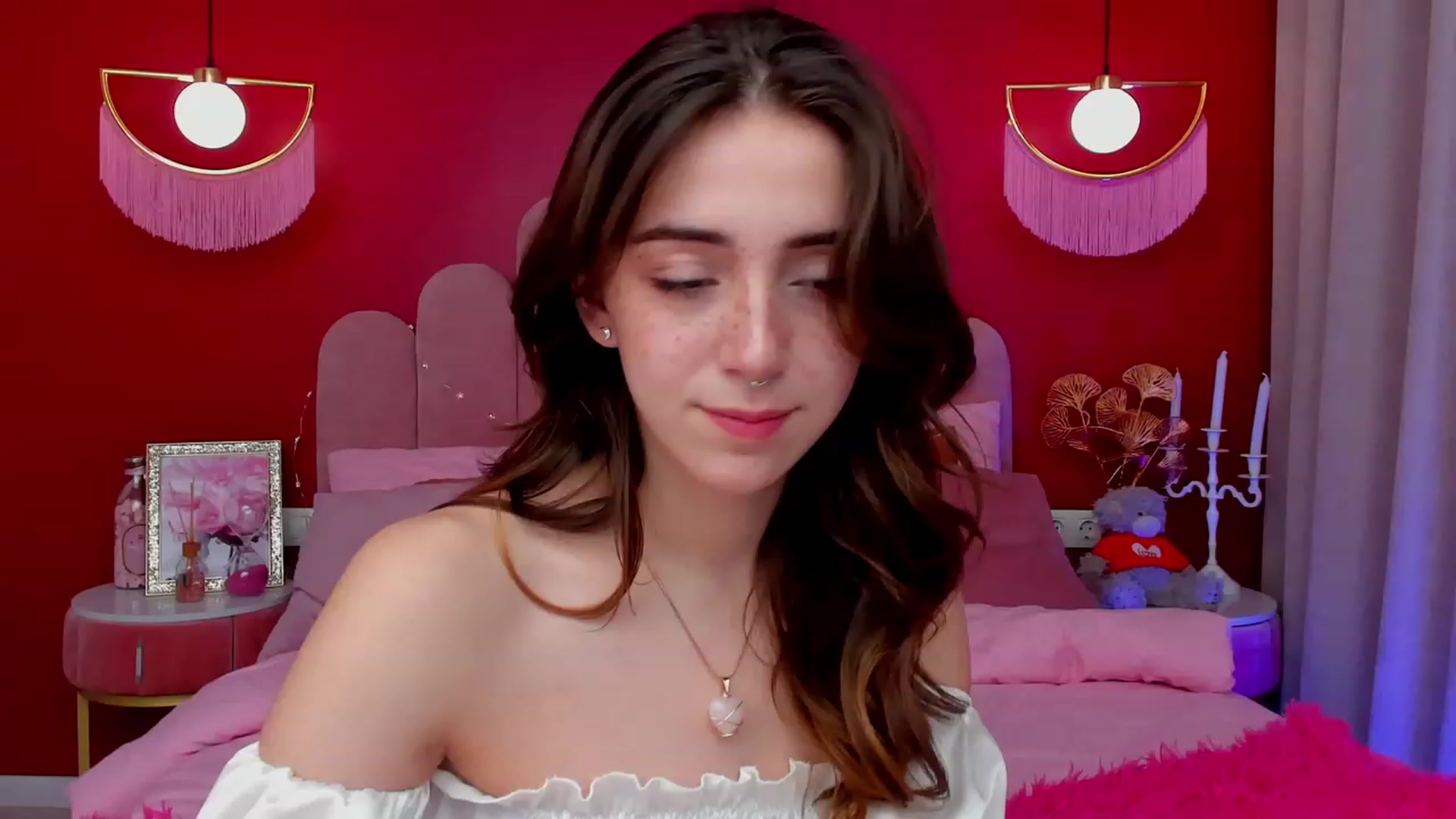 Gallery image thumbnail from ElsaYoung's myfreecams stream on, 03/12/2023, 09:45 image 20 of 20