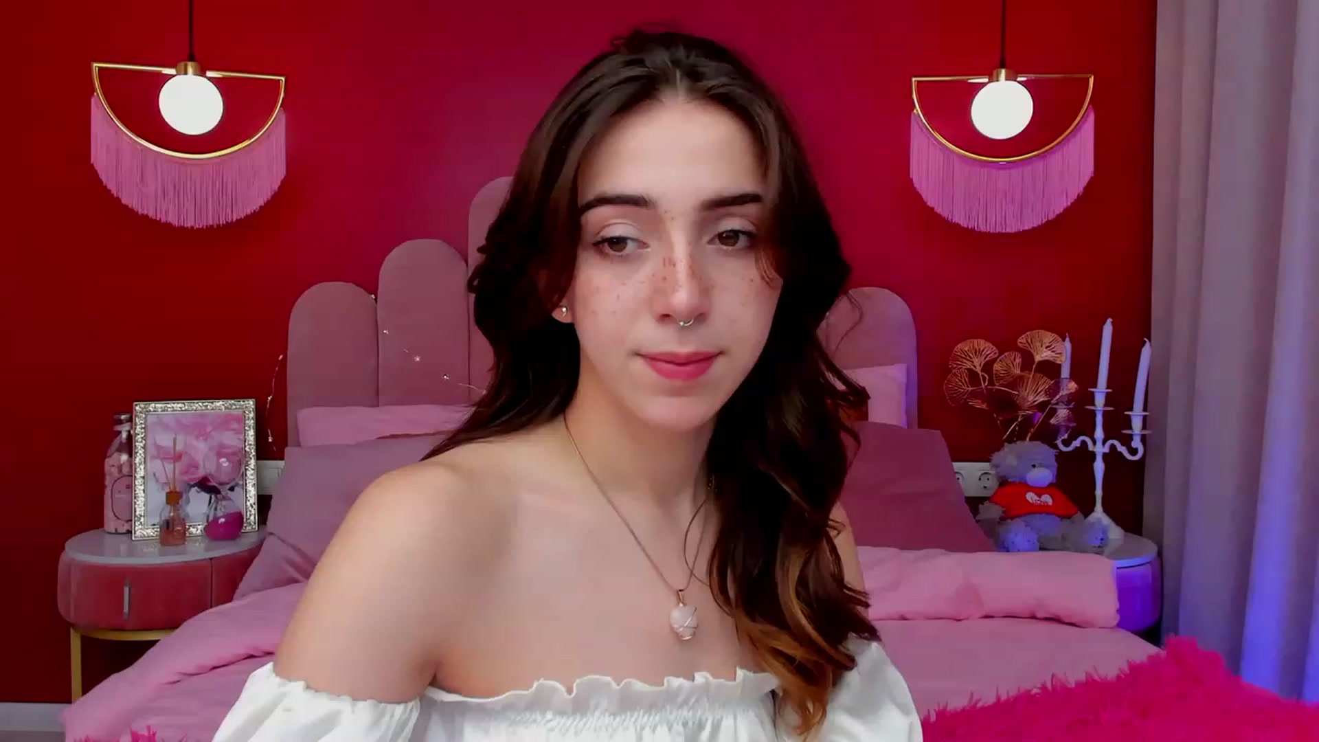Gallery image thumbnail from ElsaYoung's myfreecams stream on, 03/12/2023, 09:45 image 16 of 20