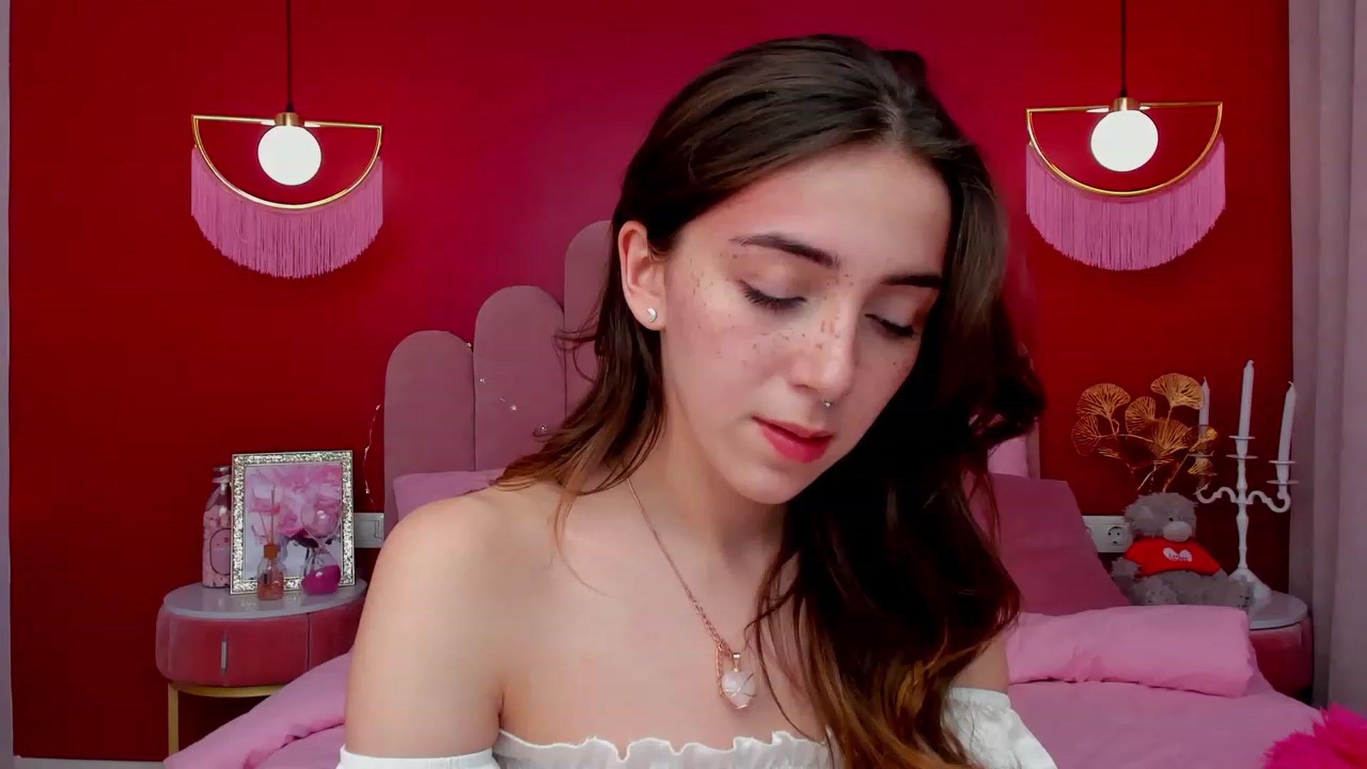 Gallery image thumbnail from ElsaYoung's myfreecams stream on, 03/12/2023, 11:28 image 1 of 20