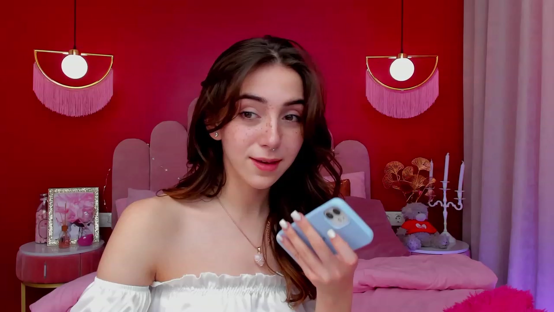 Gallery image thumbnail from ElsaYoung's myfreecams stream on, 03/12/2023, 11:28 image 20 of 20