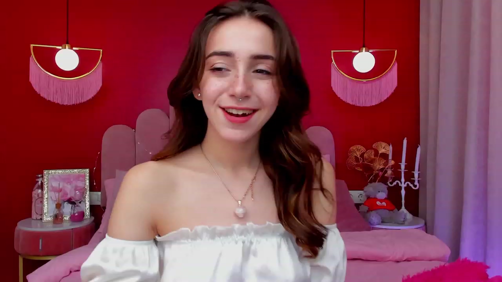 Gallery image thumbnail from ElsaYoung's myfreecams stream on, 03/12/2023, 11:28 image 17 of 20