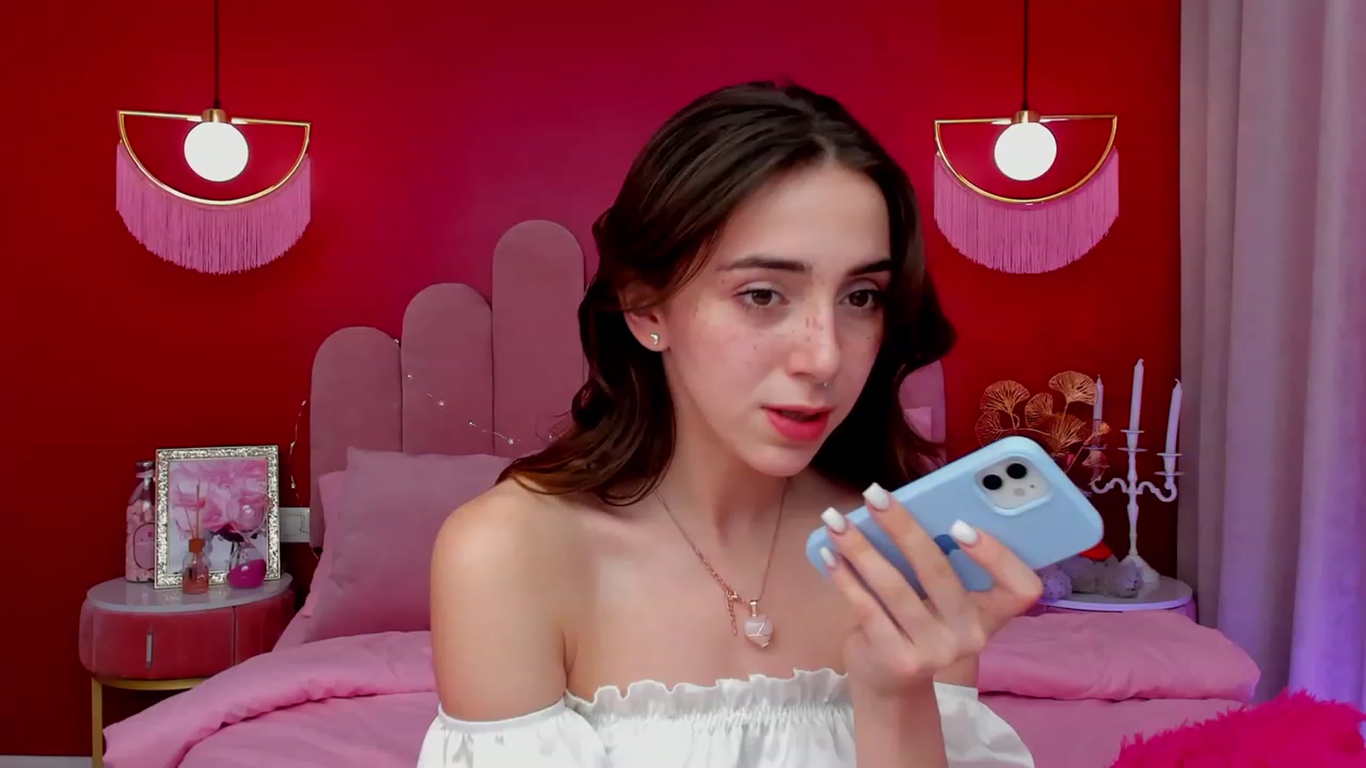 Gallery image thumbnail from ElsaYoung's myfreecams stream on, 03/12/2023, 11:28 image 14 of 20