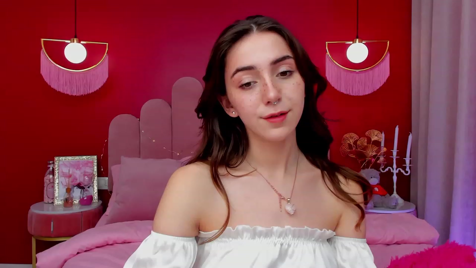 Gallery image thumbnail from ElsaYoung's myfreecams stream on, 03/12/2023, 11:28 image 13 of 20