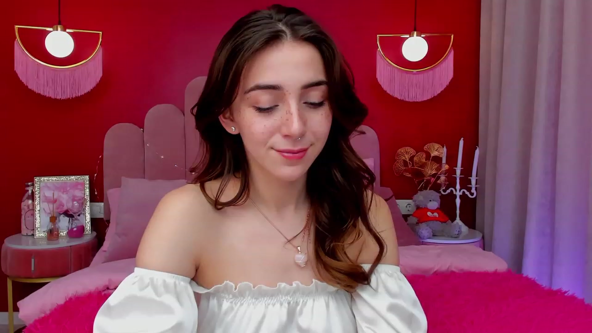 Gallery image thumbnail from ElsaYoung's myfreecams stream on, 03/12/2023, 12:03 image 11 of 20