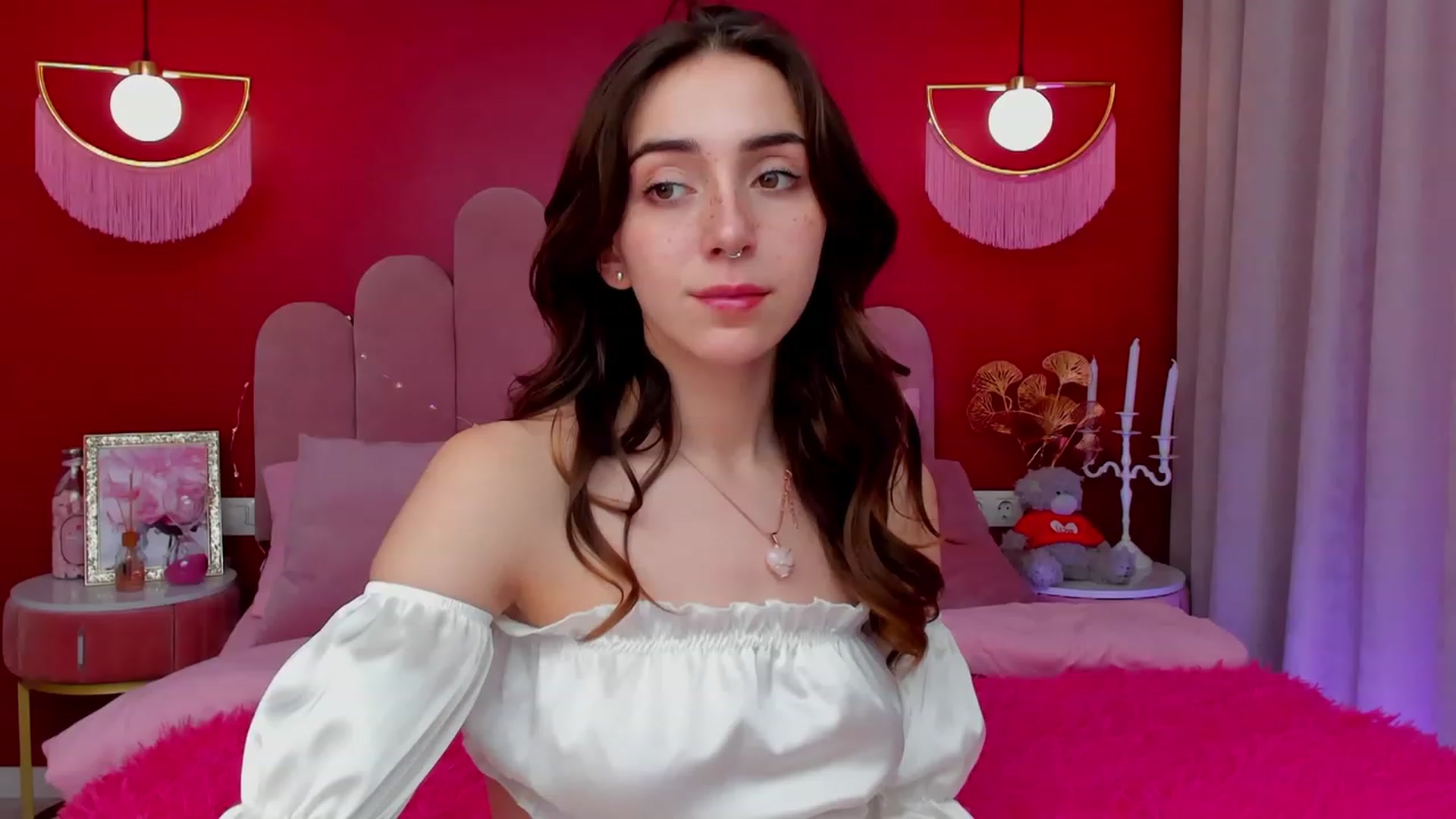 Gallery image thumbnail from ElsaYoung's myfreecams stream on, 03/12/2023, 12:03 image 5 of 20