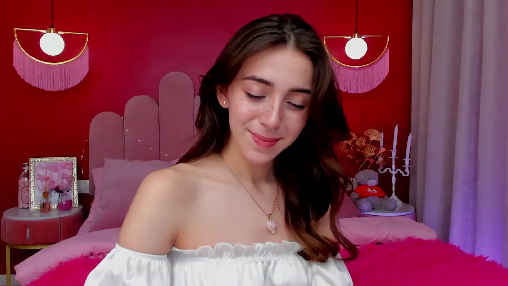 Gallery image thumbnail from ElsaYoung's myfreecams stream on, 03/12/2023, 12:03 image 18 of 20