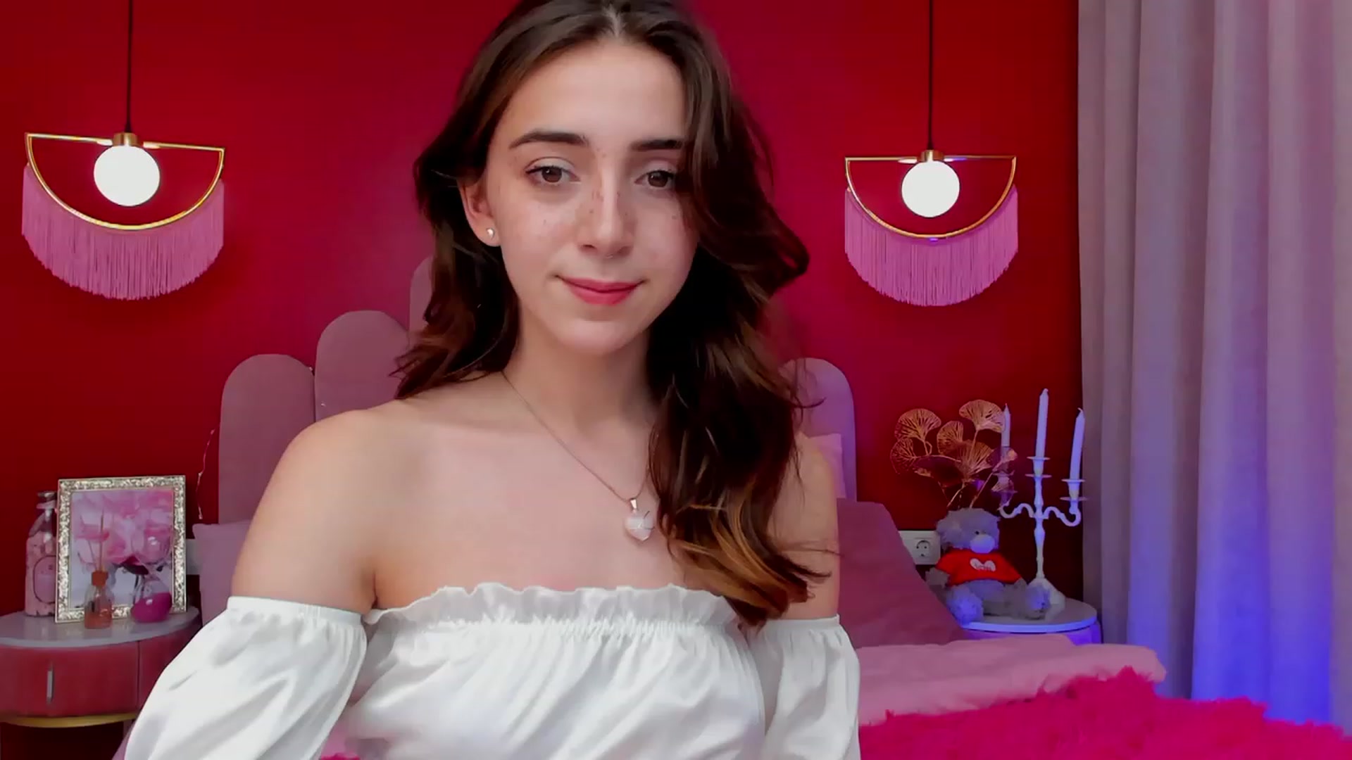 Gallery image thumbnail from ElsaYoung's myfreecams stream on, 03/12/2023, 14:45 image 2 of 20