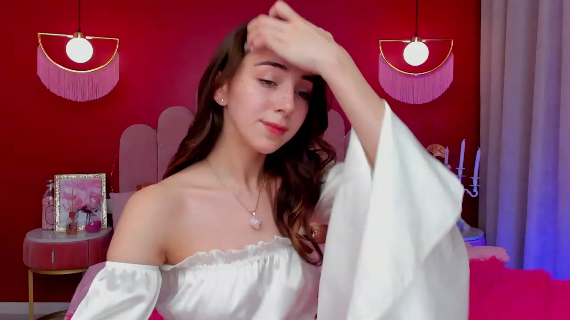Gallery image thumbnail from ElsaYoung's myfreecams stream on, 03/12/2023, 14:45 image 9 of 20