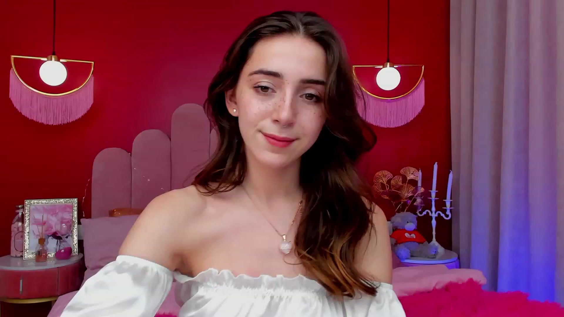 Gallery image thumbnail from ElsaYoung's myfreecams stream on, 03/12/2023, 14:45 image 3 of 20