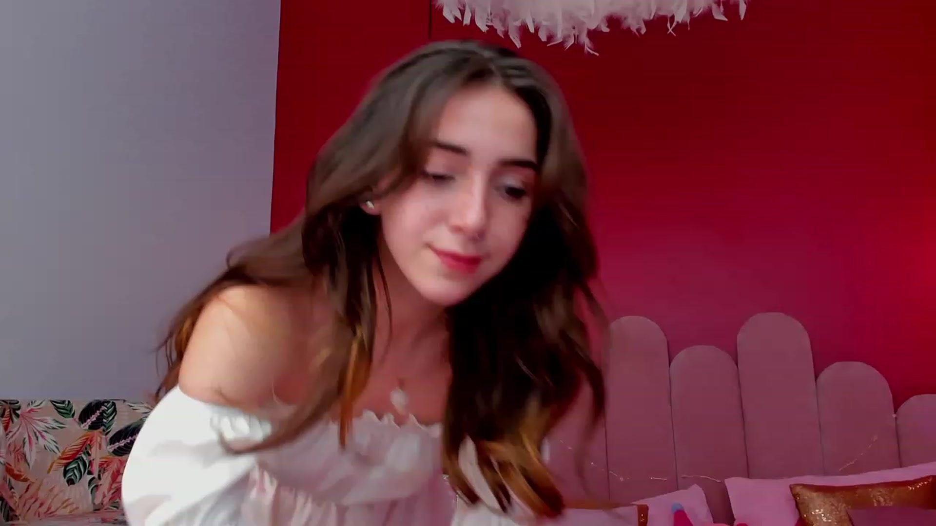 Gallery image thumbnail from ElsaYoung's myfreecams stream on, 03/12/2023, 15:08 image 19 of 20