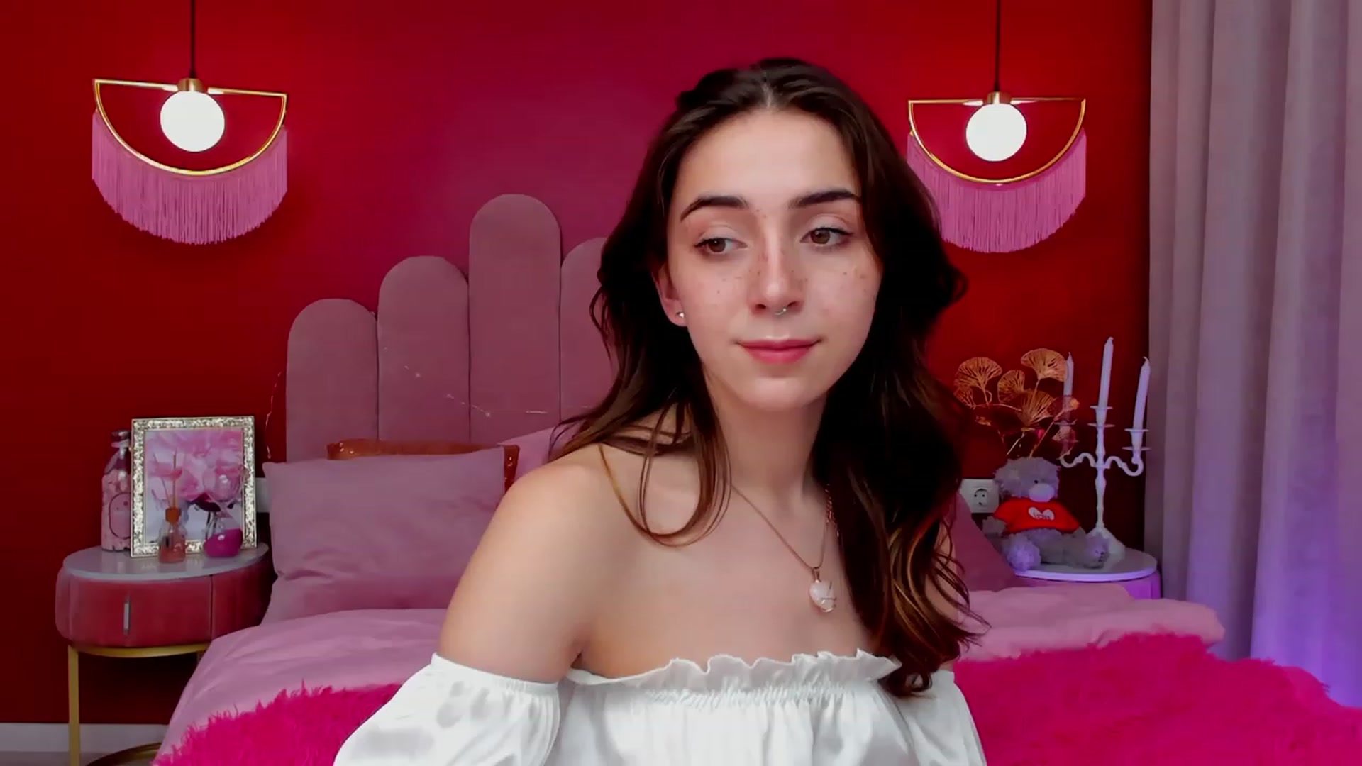 Gallery image thumbnail from ElsaYoung's myfreecams stream on, 03/12/2023, 15:08 image 12 of 20