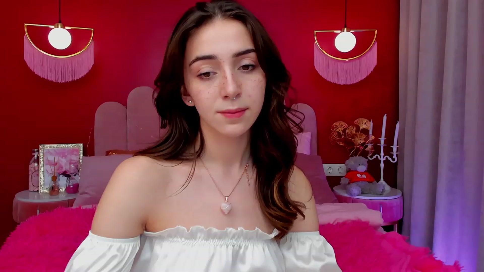 Gallery image thumbnail from ElsaYoung's myfreecams stream on, 03/12/2023, 15:42 image 1 of 20