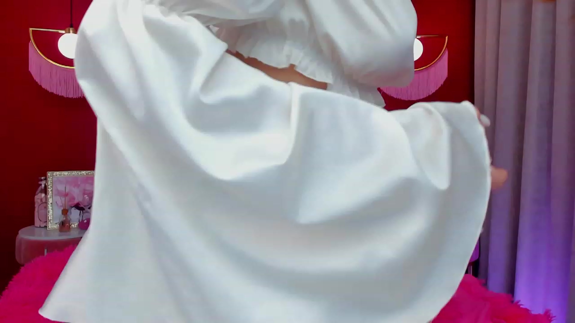 Gallery image thumbnail from ElsaYoung's myfreecams stream on, 03/12/2023, 15:42 image 19 of 20