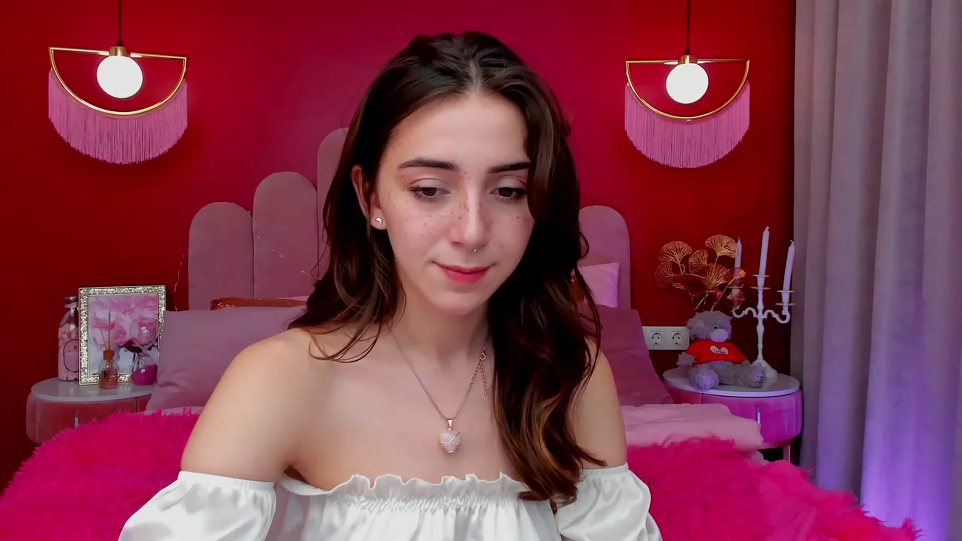 Gallery image thumbnail from ElsaYoung's myfreecams stream on, 03/12/2023, 15:42 image 11 of 20