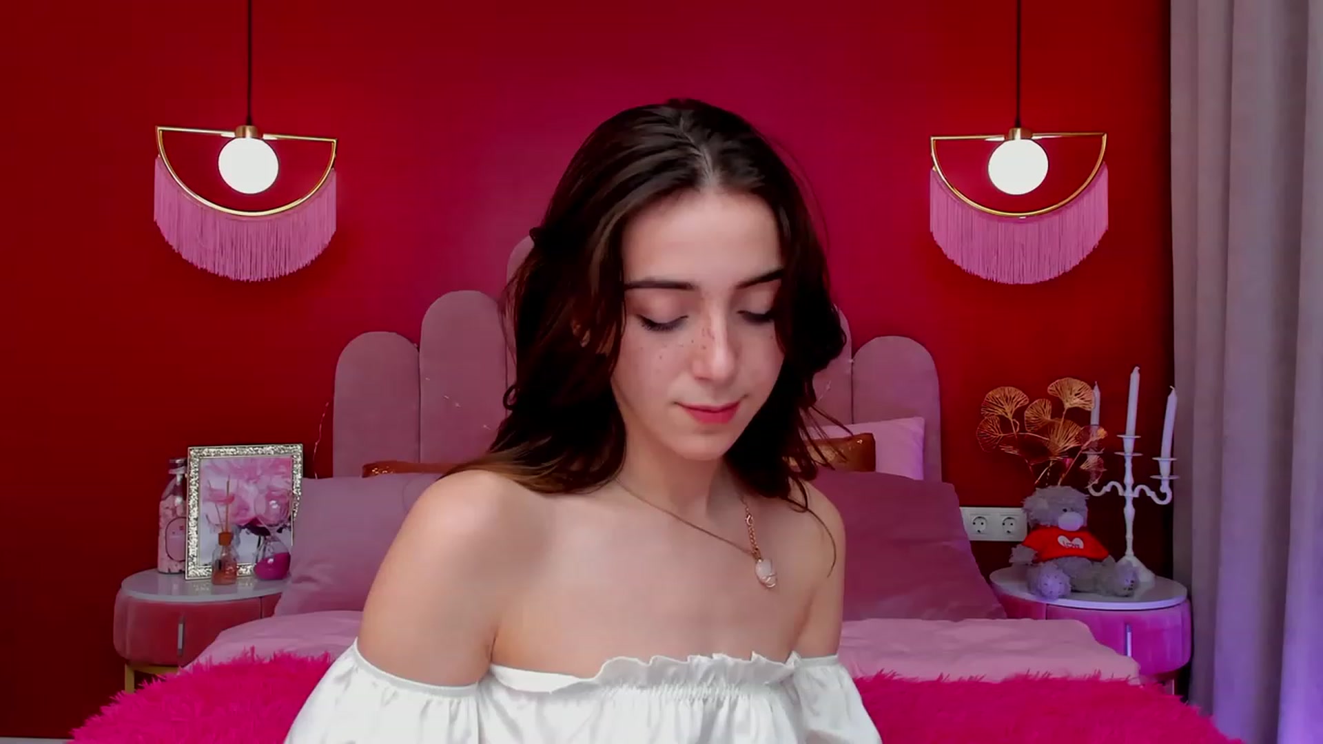 Gallery image thumbnail from ElsaYoung's myfreecams stream on, 03/12/2023, 16:04 image 19 of 20