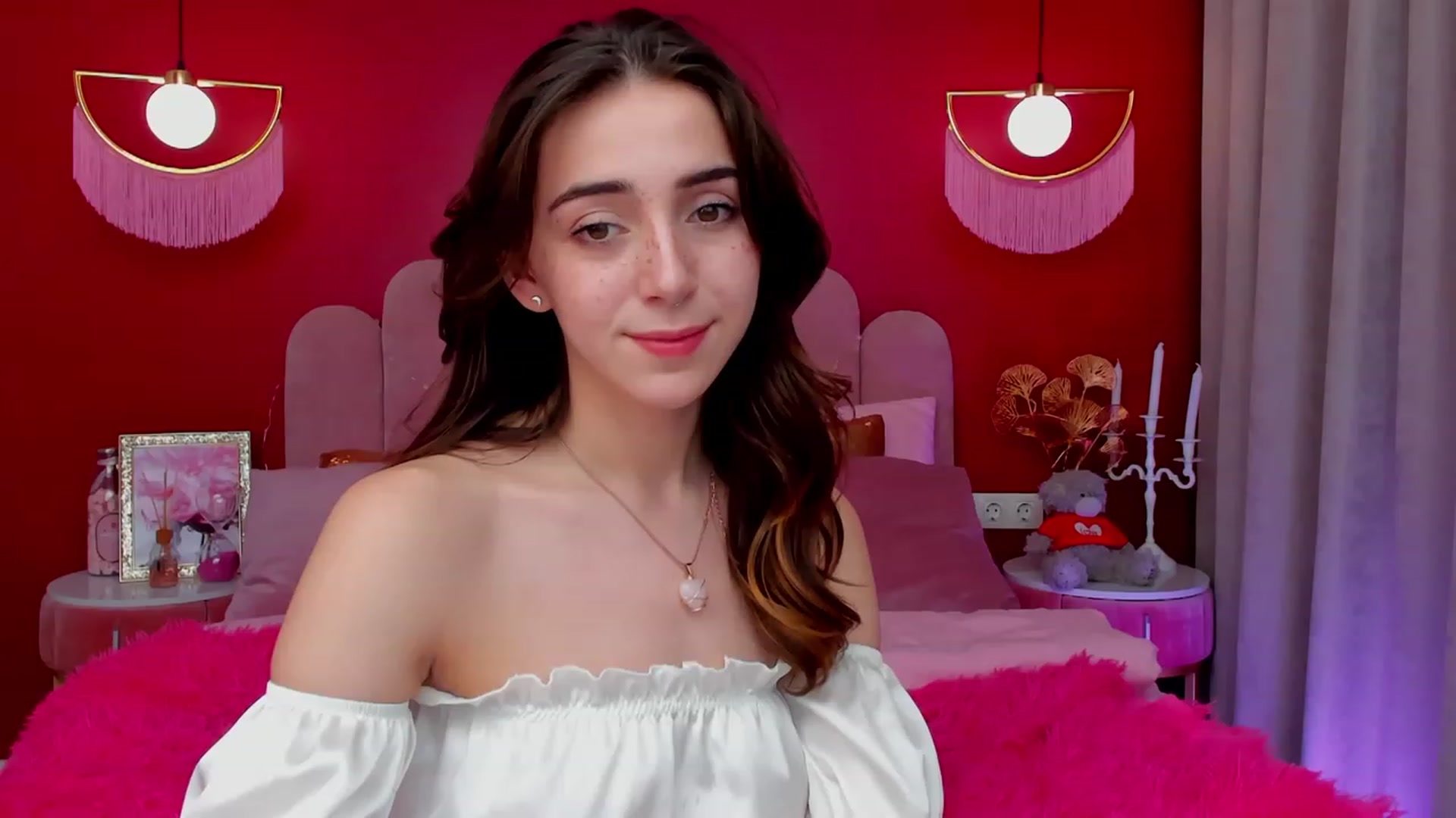 Gallery image thumbnail from ElsaYoung's myfreecams stream on, 03/12/2023, 16:04 image 9 of 20
