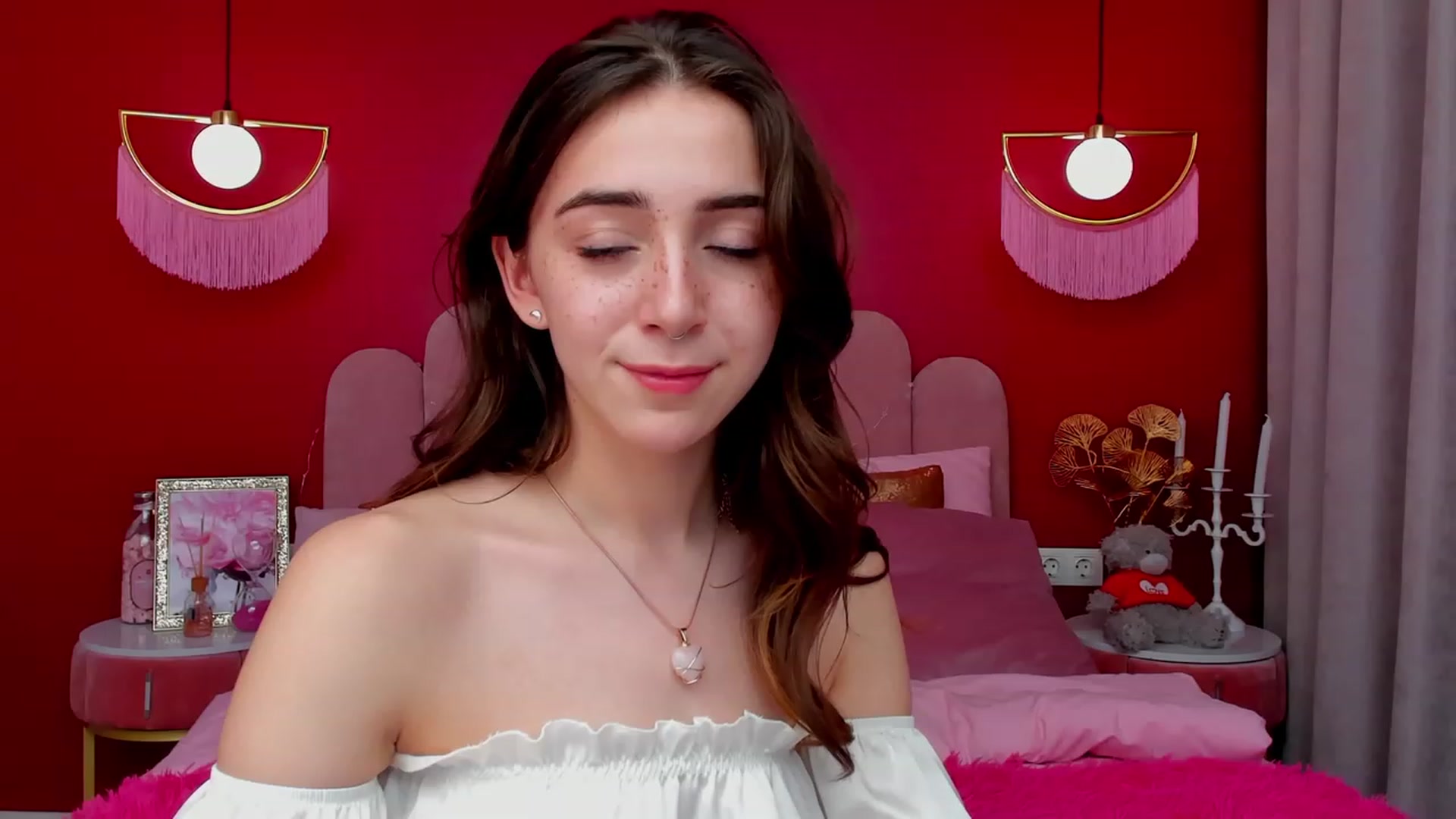 Gallery image thumbnail from ElsaYoung's myfreecams stream on, 03/12/2023, 17:13 image 9 of 20