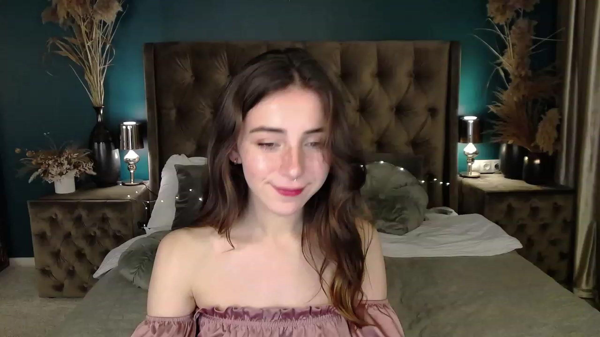 Gallery image thumbnail from ElsaYoung's myfreecams stream on, 03/15/2023, 15:20 image 7 of 20