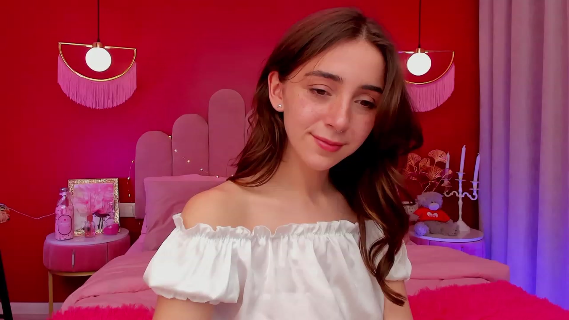 Gallery image thumbnail from ElsaYoung's myfreecams stream on, 03/16/2023, 14:18 image 1 of 20