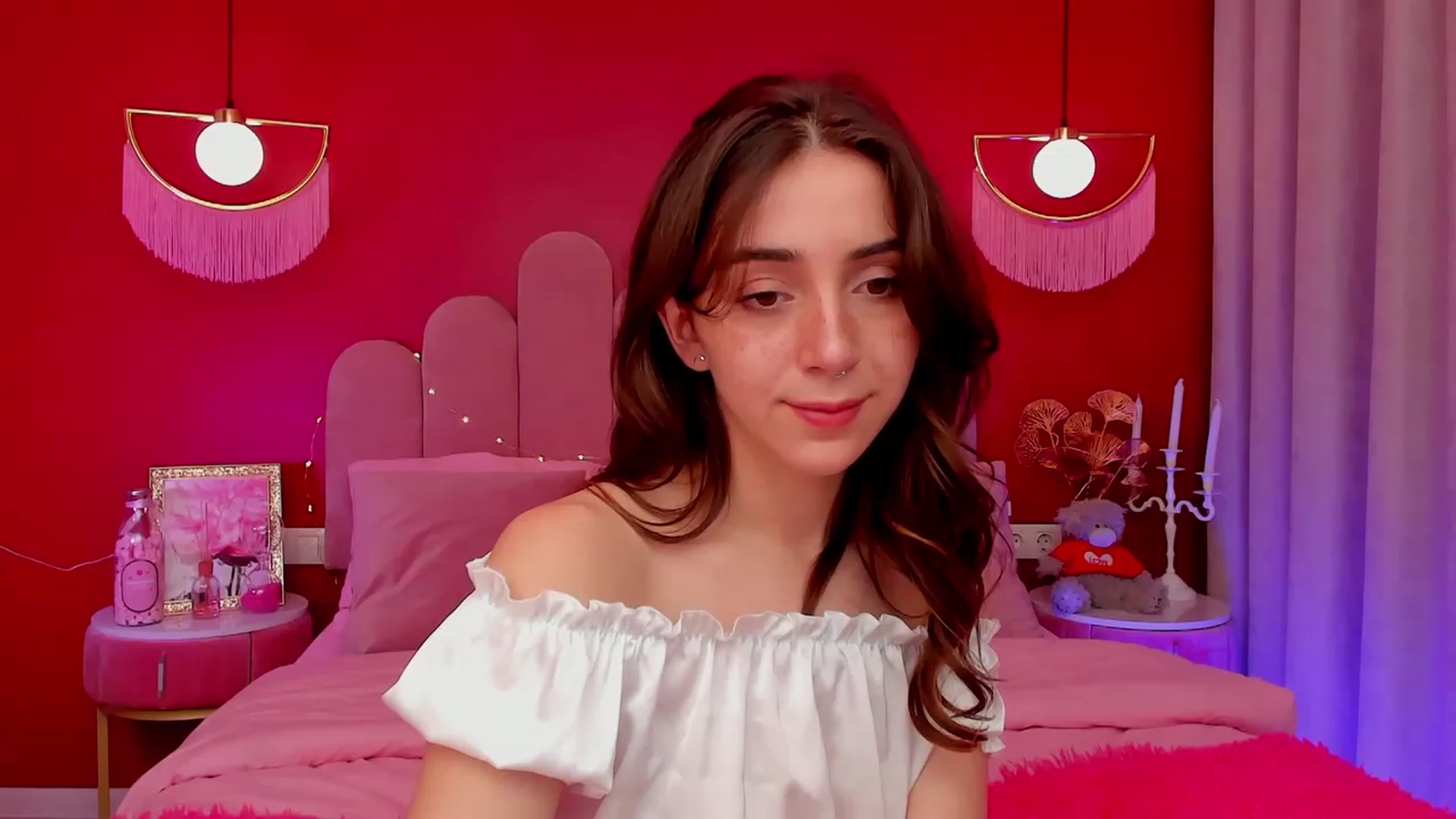 Gallery image thumbnail from ElsaYoung's myfreecams stream on, 03/16/2023, 14:18 image 13 of 20